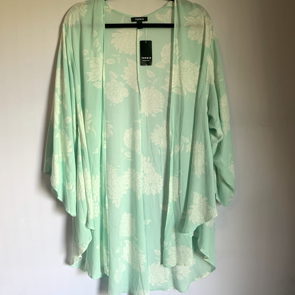 Torrid Kimono